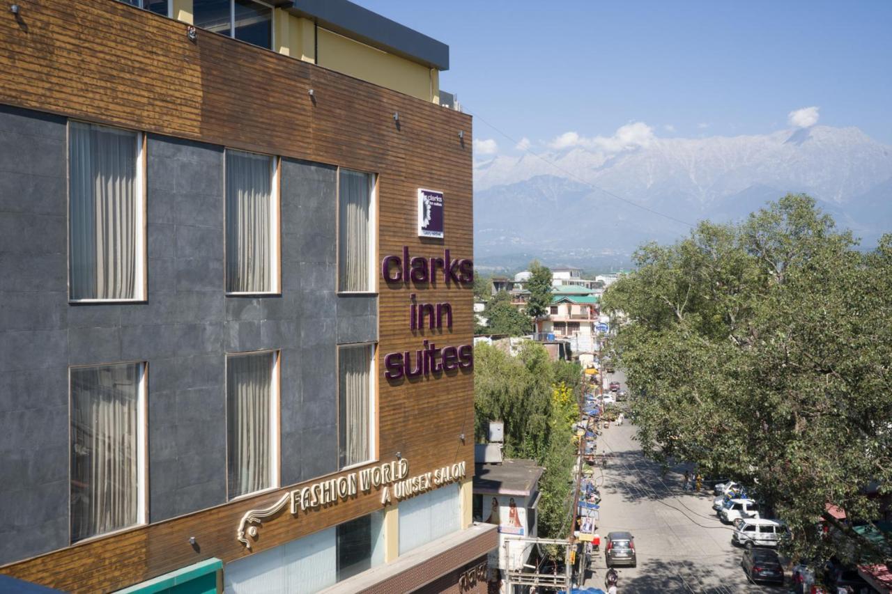 Clarks Inn Suites Кангра Екстериор снимка